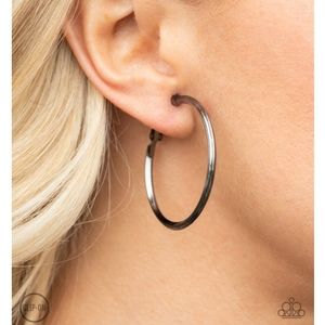 City Classic Hoop Earrings